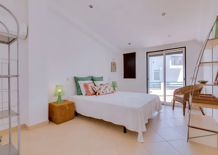 Casa Luz - Vakantiehuis Quarteira